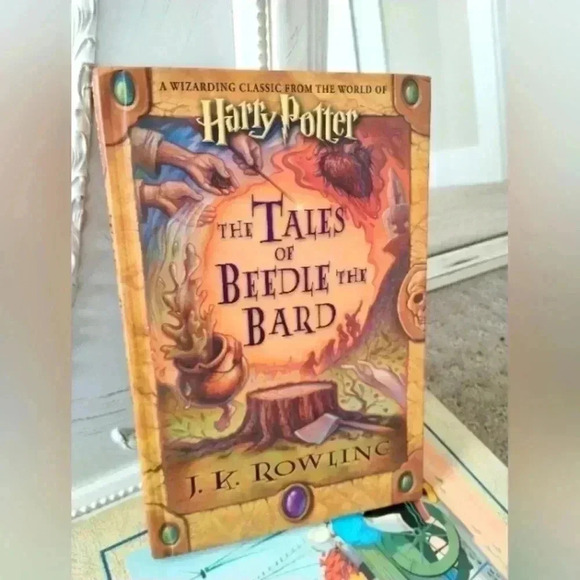 RARE FIRST EDITION HARRY POTTER THE TALES OF BEEDLE THE BARD JK Rowling Hardcove - Picture 1 of 3